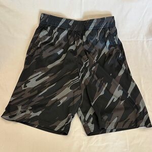 Under Armour Kids Camo Shorts in Black and Gray